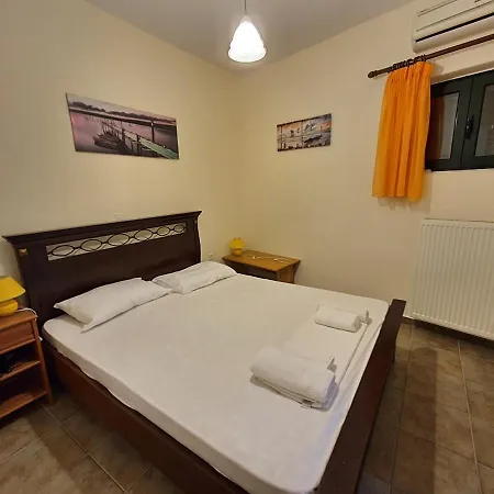 Daire Frigano 3 Stoúpa