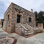 Frigano 3 Stoupa